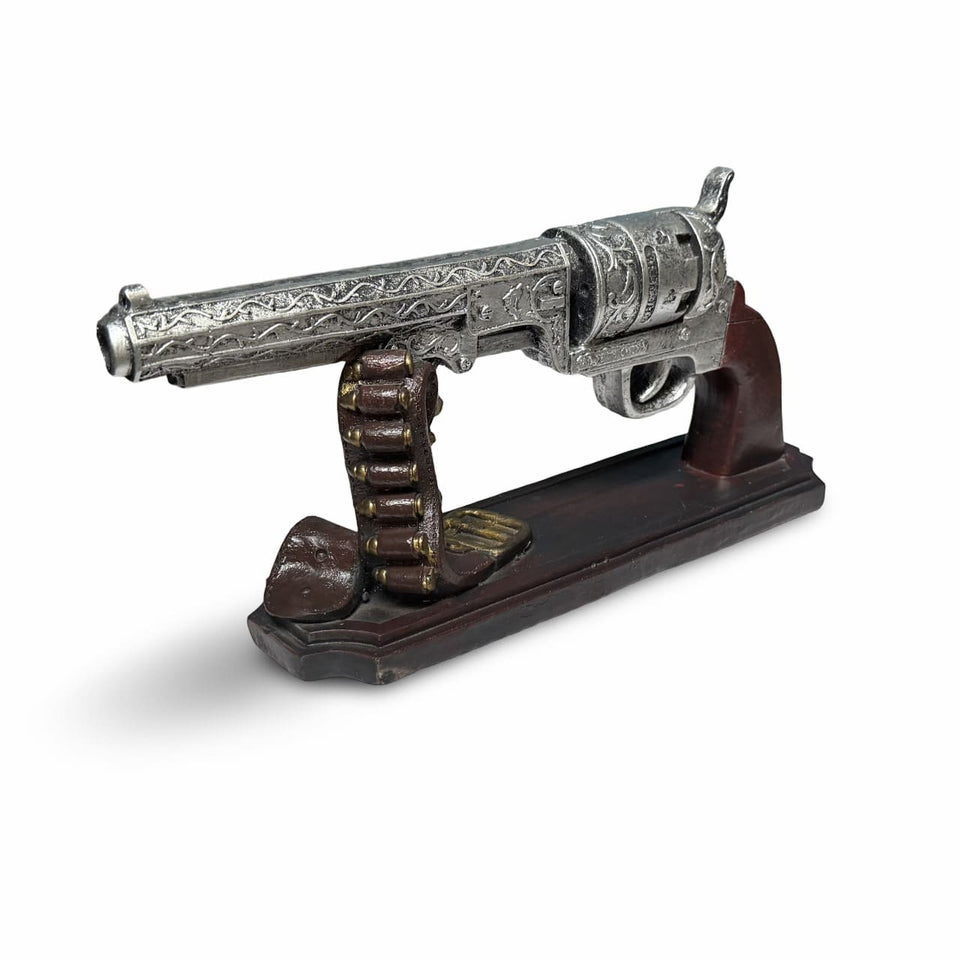 Vintage Revolver – Antique-Style Gun Replica