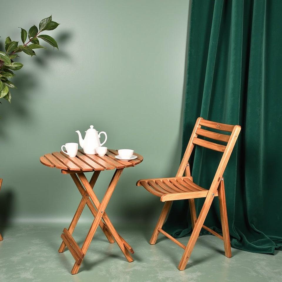 Foldable Round Table & Chair Set – Space-Saving & Stylish